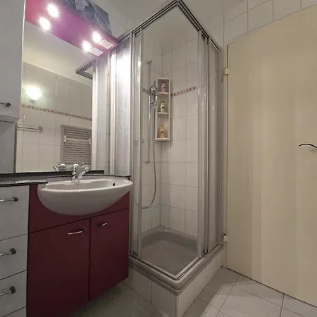 Panorama 20, Grosses Studio, Nahe Ski-pisten, Parkplatz 洛伊克巴德